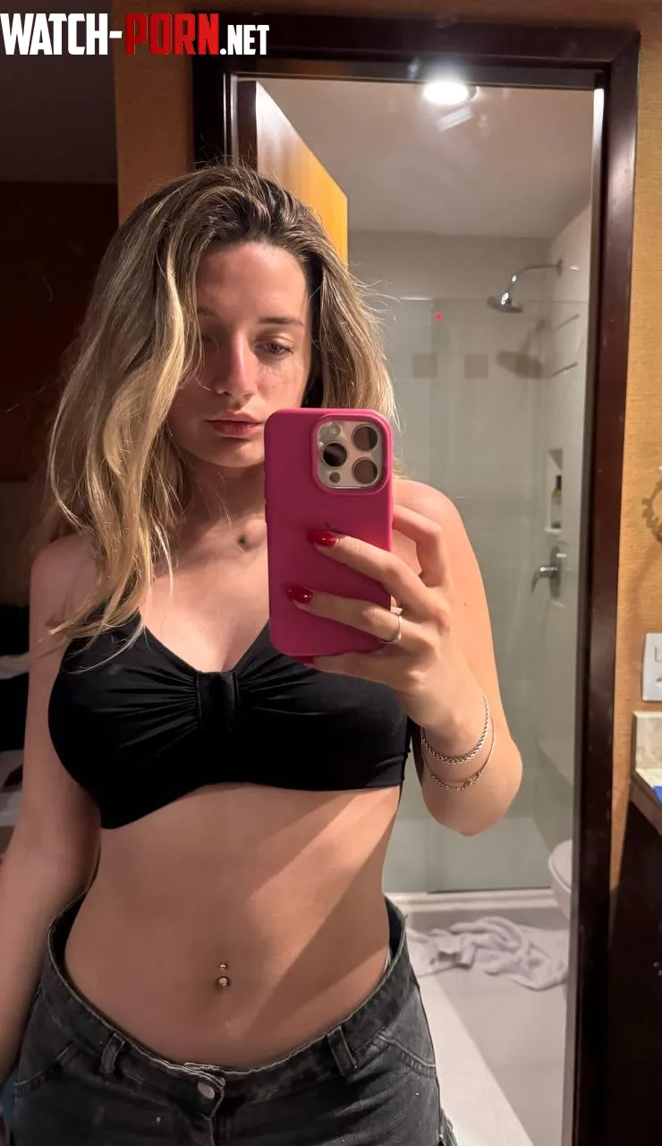 would u fuck me in front of the mirror by yourfavgoodgurl