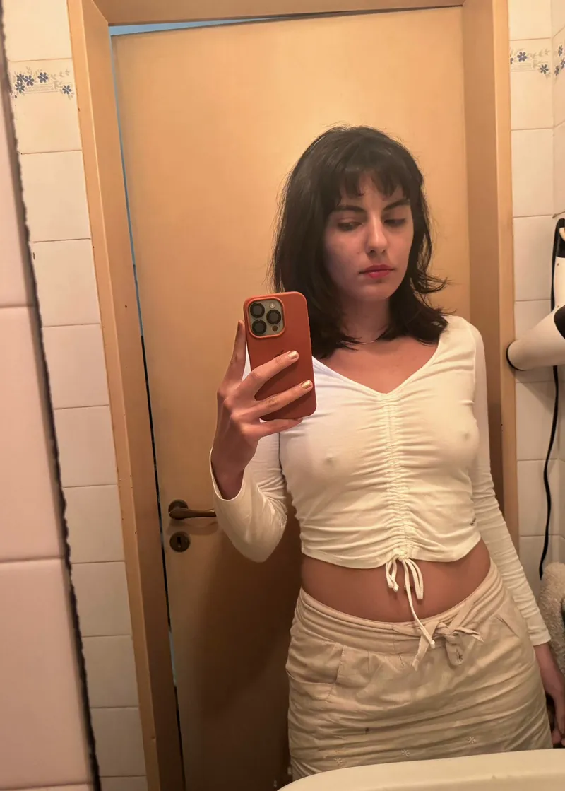 Thumbnail My Little Girls and Their Pokies: A Proud Parent's Perspective