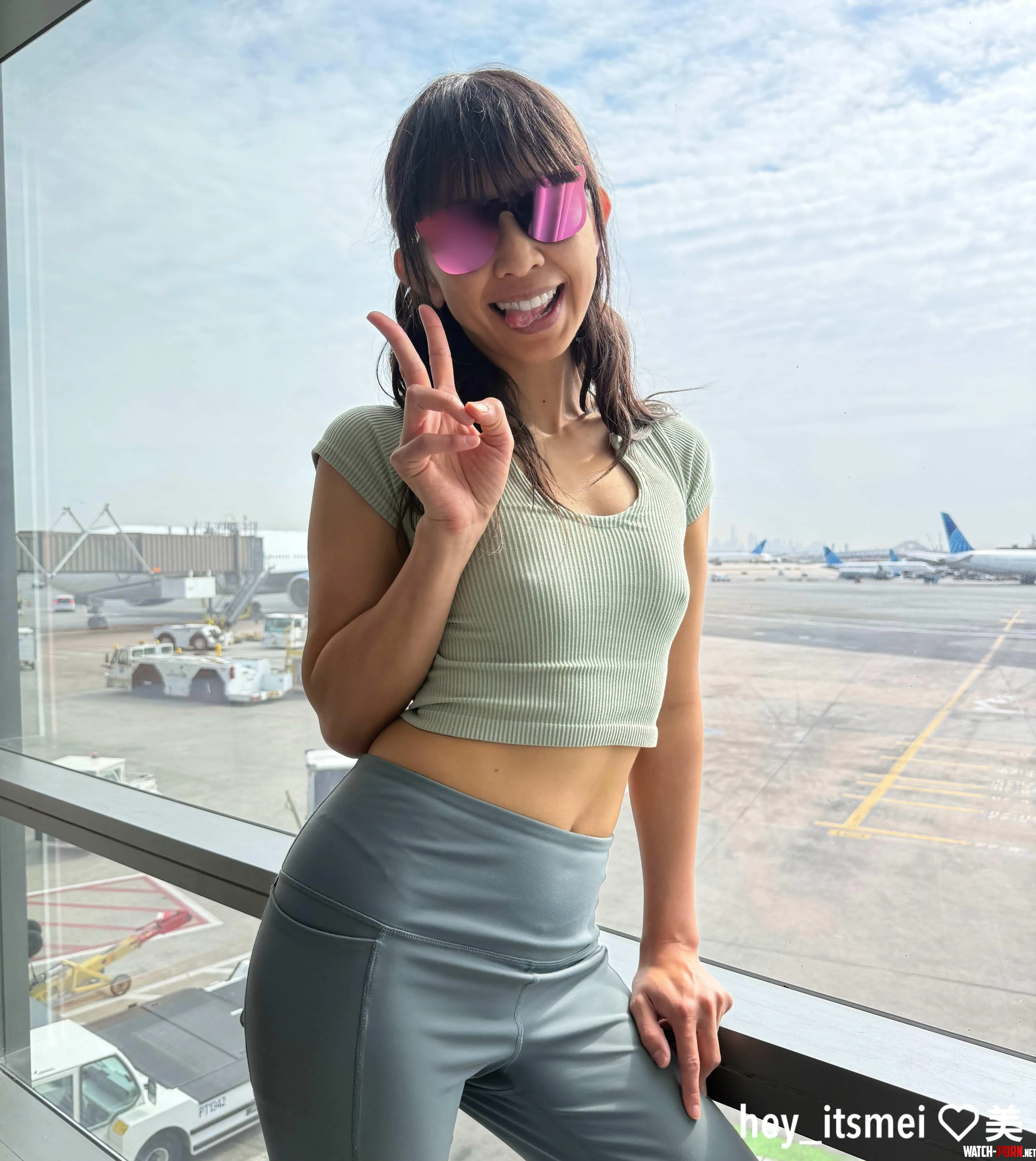 Would you say hi if we were at the same gate by hey_itsmei