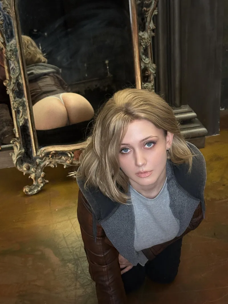 Thumbnail Grace Ashcroft Unleashed - A Daring Cosplay Creation