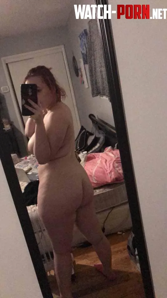 here… kinda in a flirty mood tonight, chubby guys come say hi by Familiar-Detail-2431