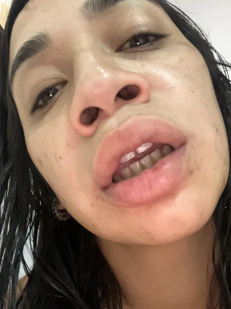 Thumbnail Fulfill Your Fantasies with Fetishist Girl270