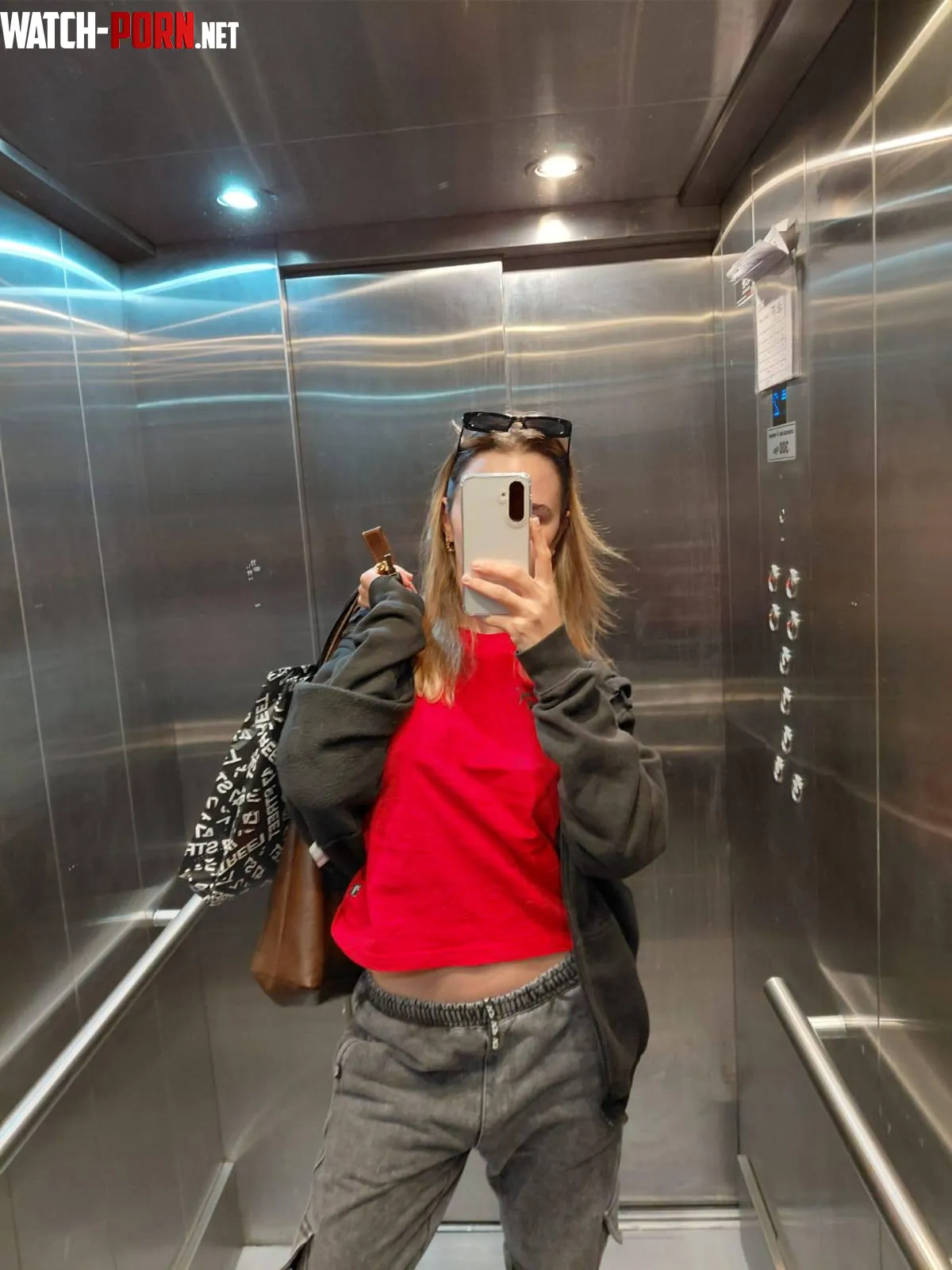 Hade du vågat knulla mig här inne? 🙈 by Dinfavorittjej07