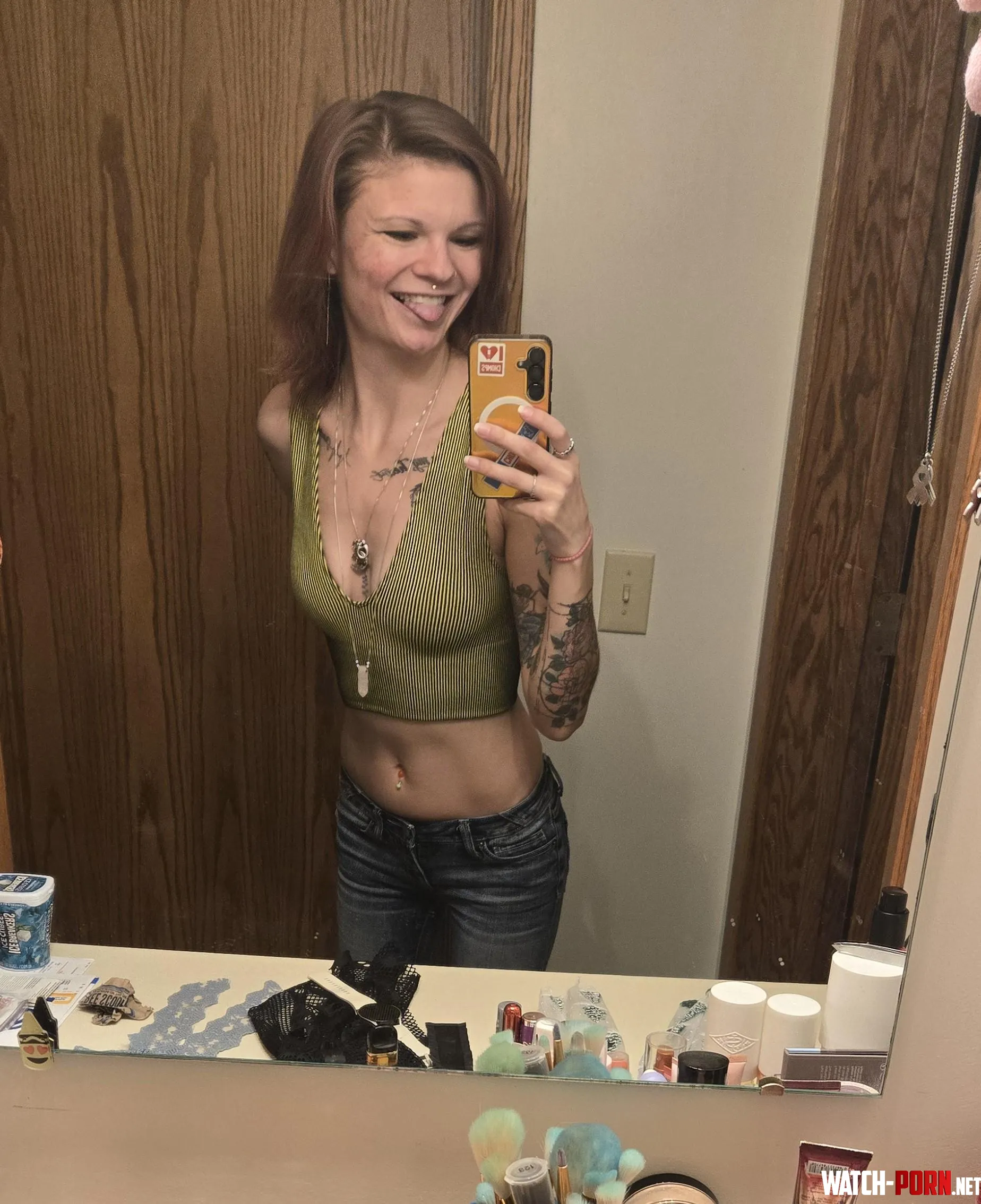 About to go out and get some coffee by pinkufrillish