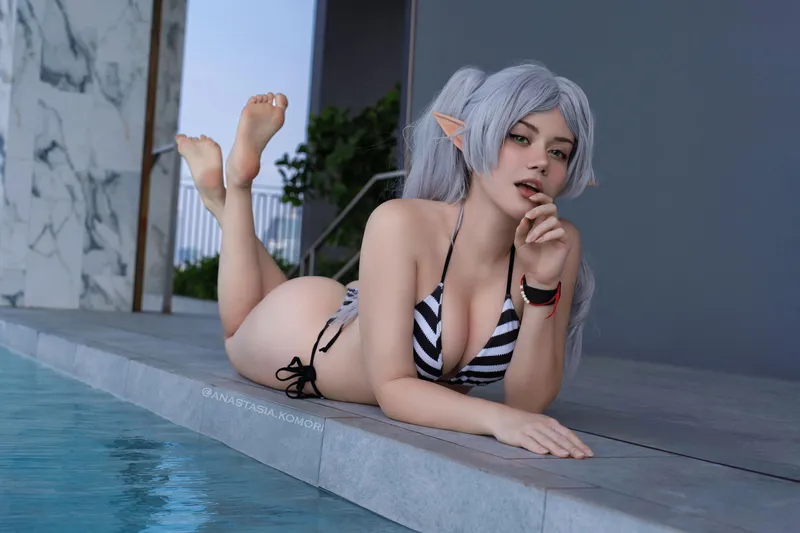 Thumbnail Frieren from Sousou no Frieren Cosplay by Anastasia Komori