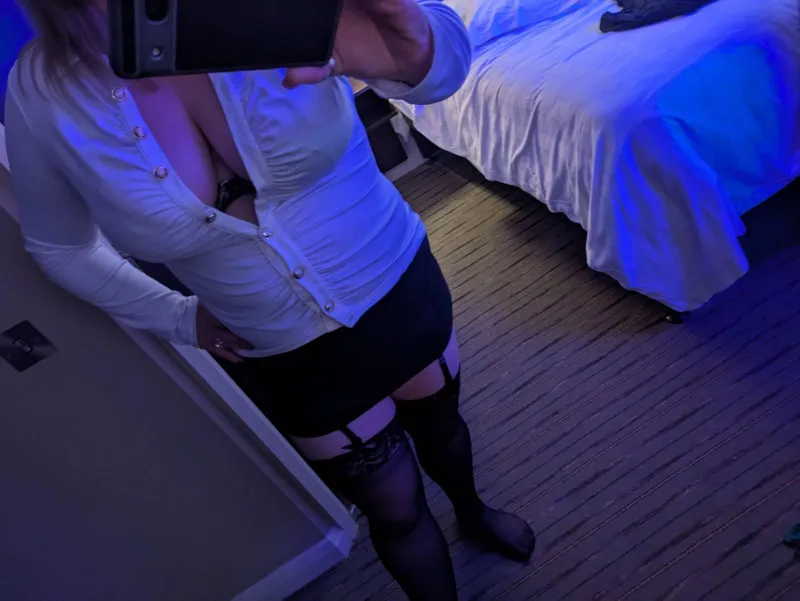 Thumbnail jensexysecret Dares with Office Attire Revelations