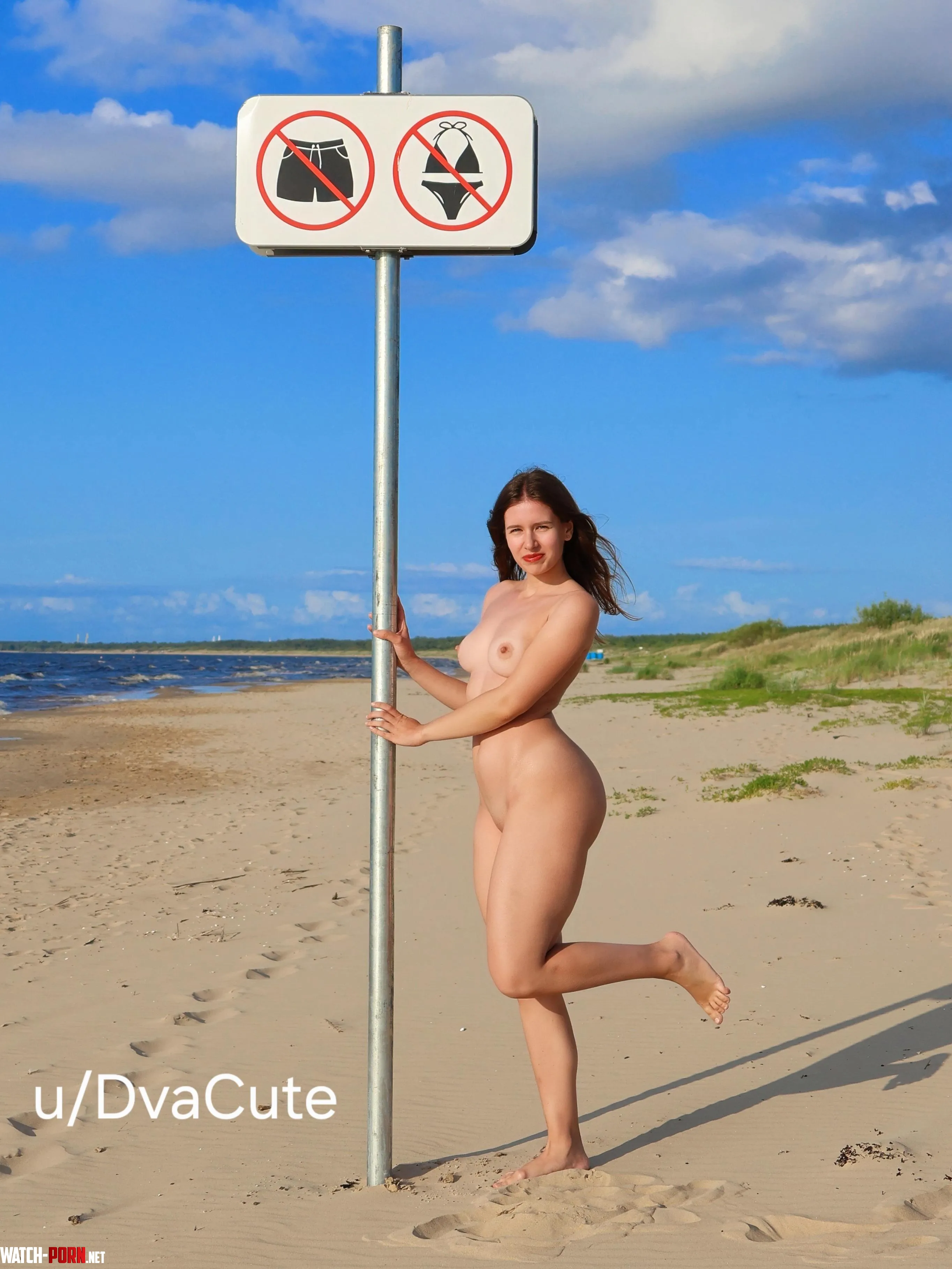 So pretty glowing at the nude beach by DvaCute