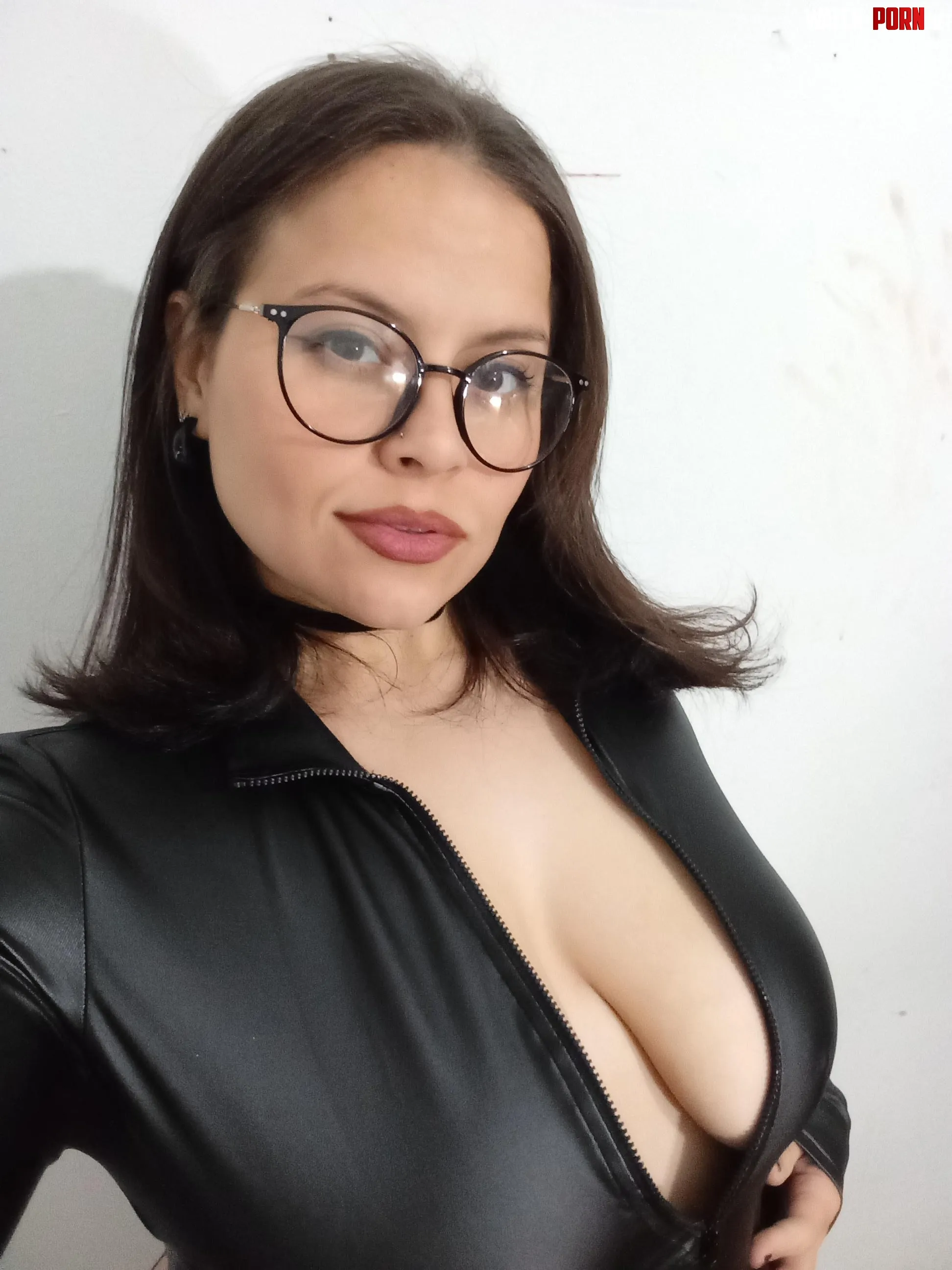 Your goddess is here by Ro_vibess