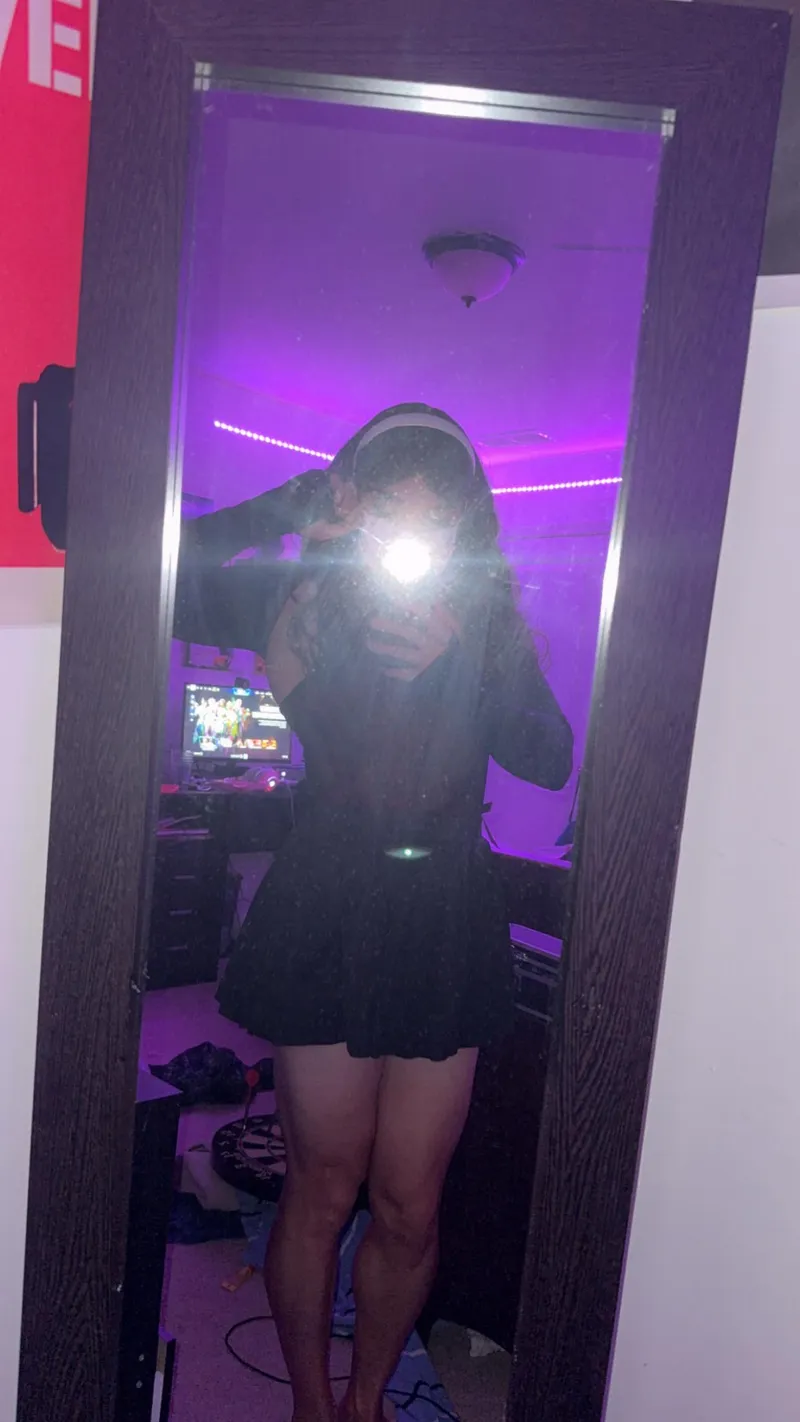 Thumbnail sissyfemnaomi Celebrates Flowy Skirts in Sissification | asiansissification