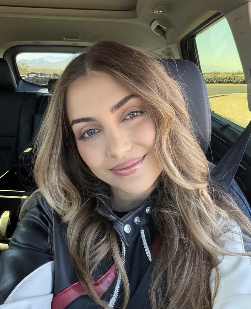 Thumbnail Emelia Hartford by Rexbanner871