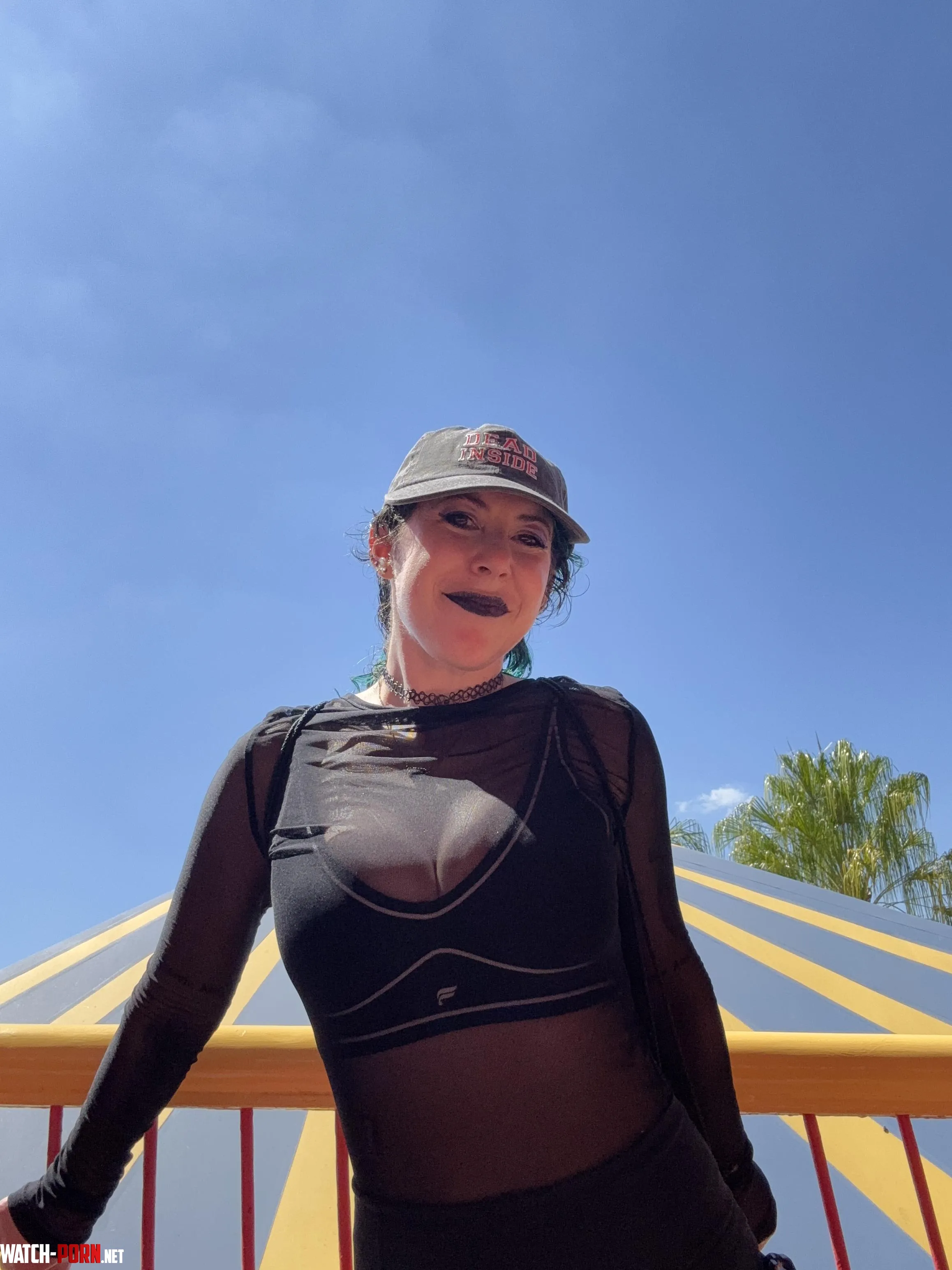 Sunkissed goth by sirenskiss3