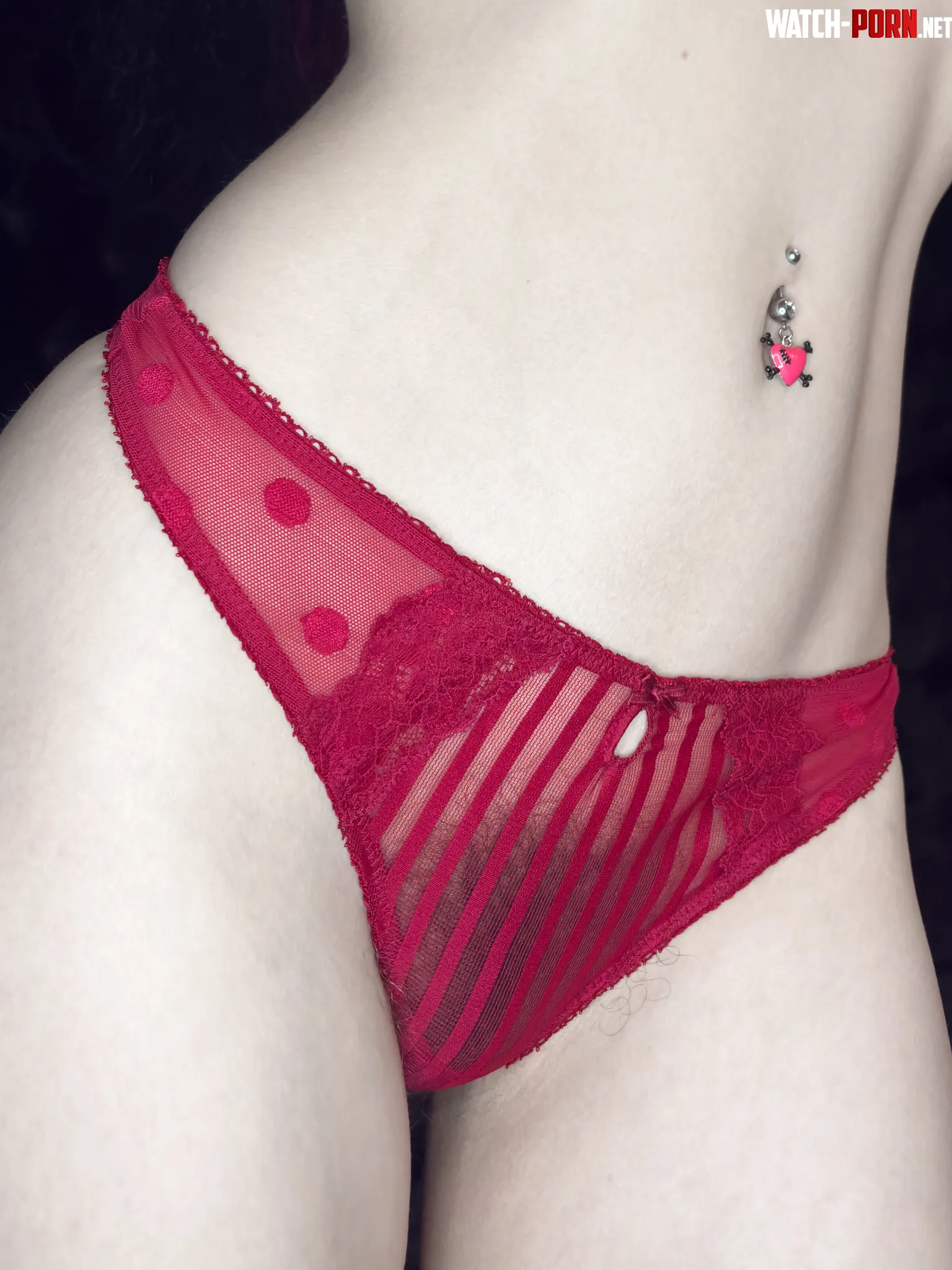 Keeping in the warmth and scent naturally ;) by RavenNymph