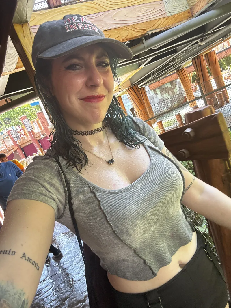 Thumbnail sirenskiss3 Reveals Being Soaked in Sexy Context