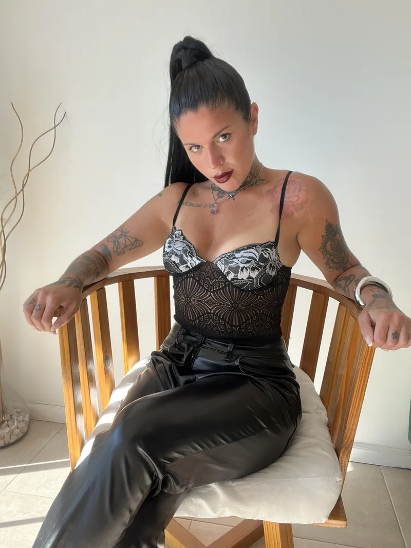Thumbnail Provocative Leather Fashion: girlytattoo's Seductive Style | LadiesInLeather