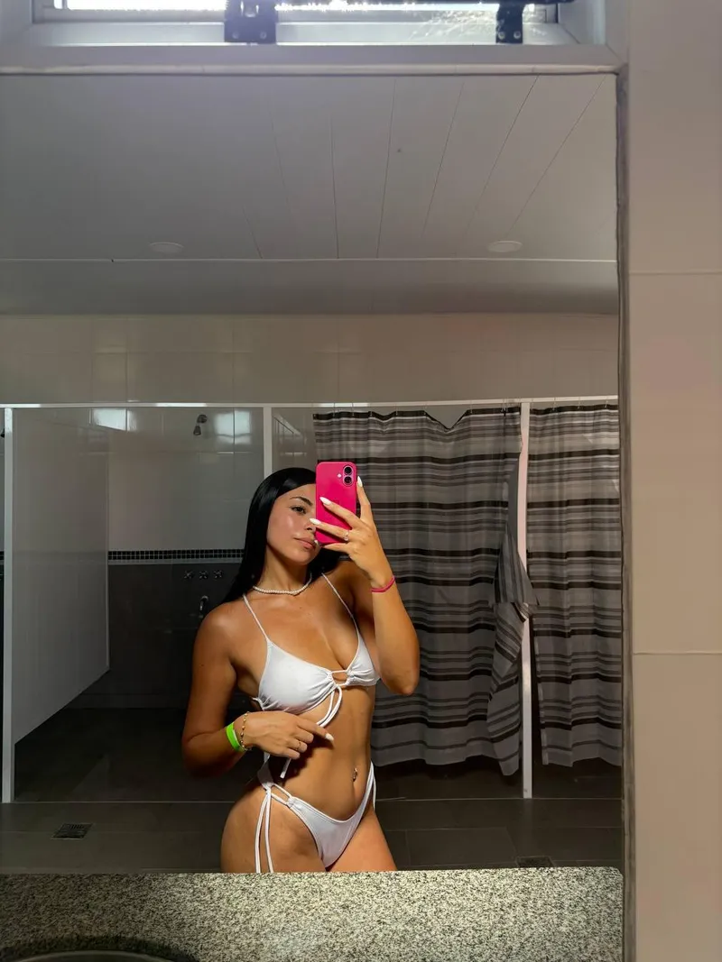 Thumbnail ava_inyourhead's White Bikini Elegance in the Realm of BikiniBodies