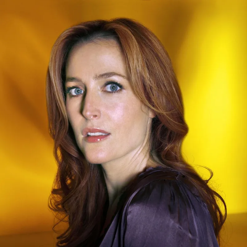 Thumbnail Gillian Anderson: Exploring PrettyGirls with CelebMaestro