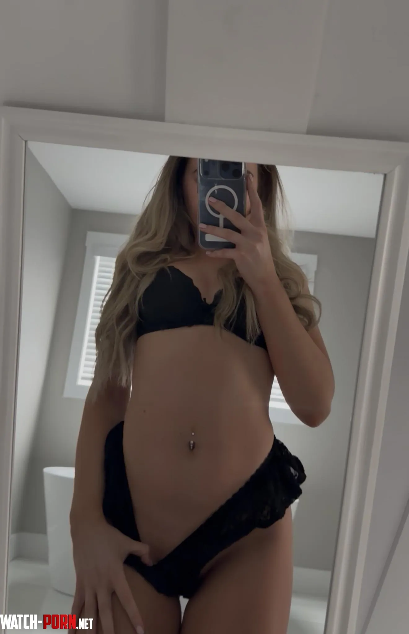 I’m the queen of mirror selfies by Hotcollegebabe1