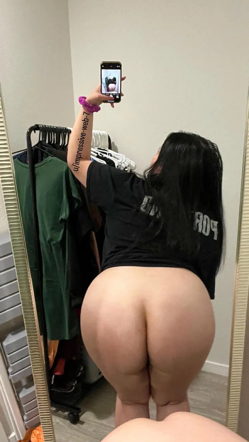 Thumbnail In the Mood for Booty Pounding: Impressive-Web-7's Desires