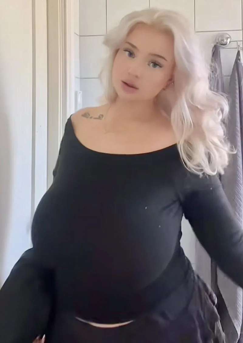 Thumbnail Free_Outcome6593: Simply Huge | 2busty2hide