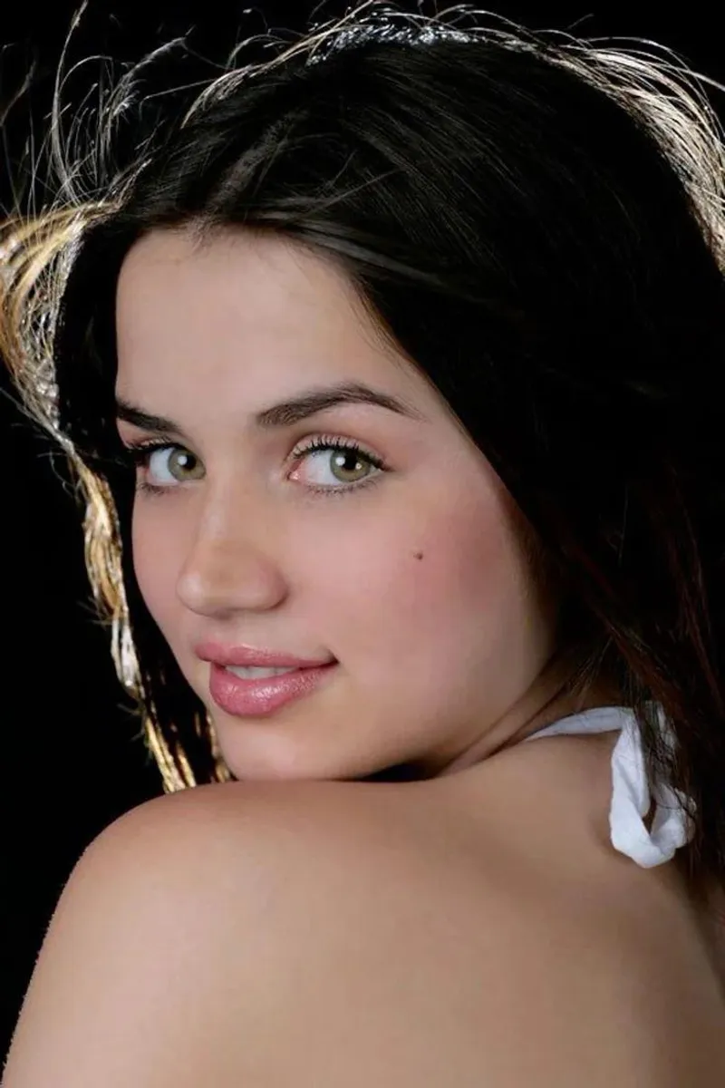 Thumbnail Ana de Armas: The Epitome of Beauty by UrbanAchievers6371