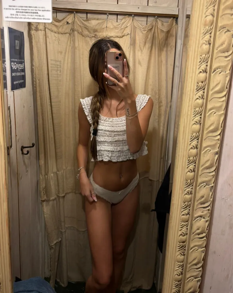 Thumbnail LuckyIick Flaunts a Sweet Cutie White Crop Top
