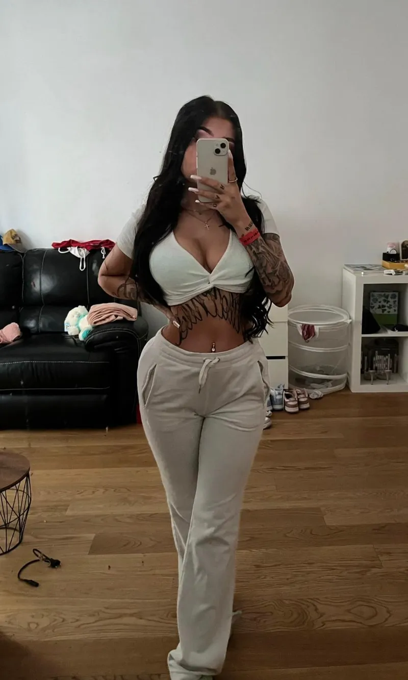 Thumbnail CharmVoice_ Finds Perfect Comfort for Club Nights