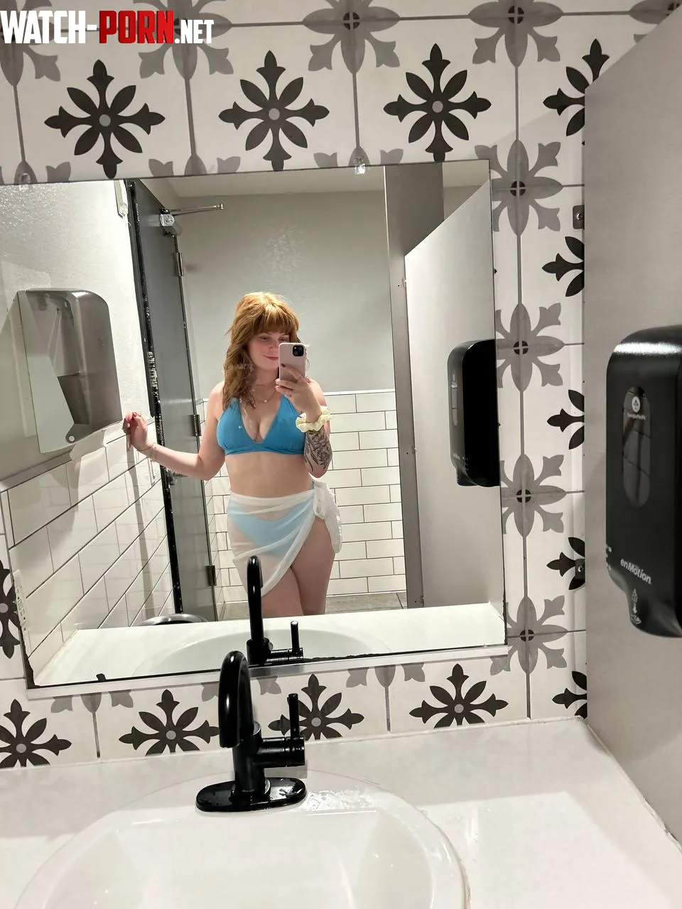 would u wanna spoil my belly? by WillowRaeOnly
