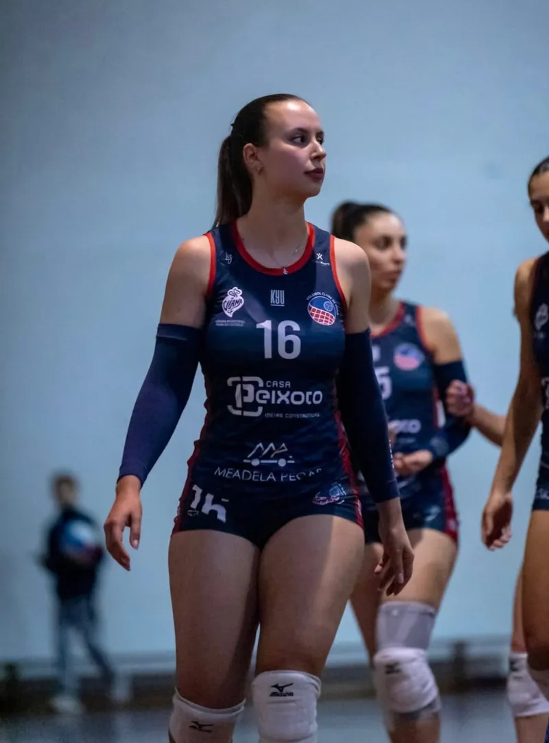 Thumbnail The Charisma of Leticia Laranjeira in VolleyballGirls