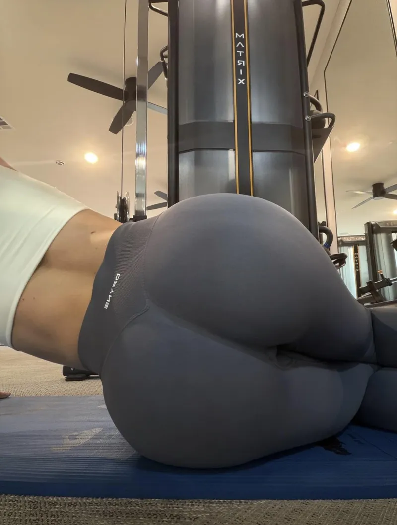 Thumbnail YogaPants Adventures: Stretch In or Stretch Out with tina_bastanchury