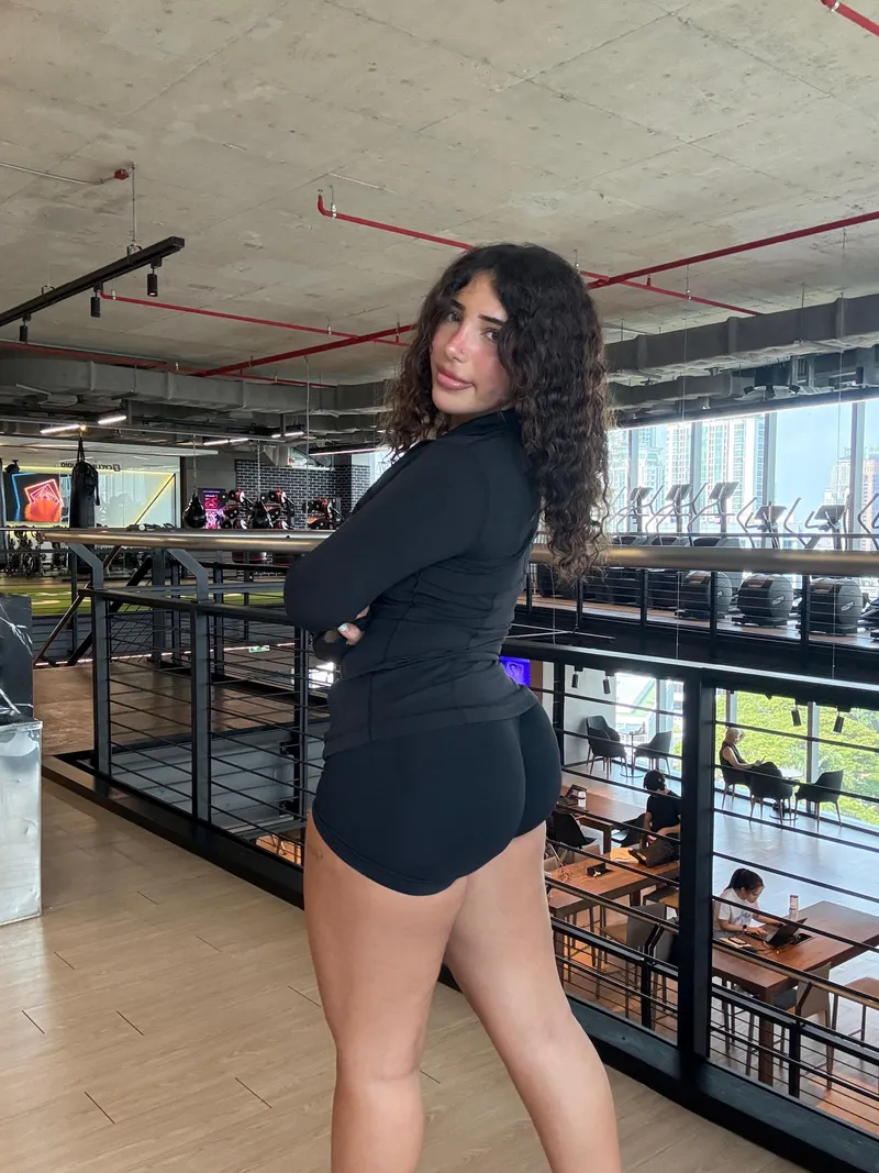 Thumbnail Revealing Gym Results: College Girl's Story by oliverlaine | ThickFit