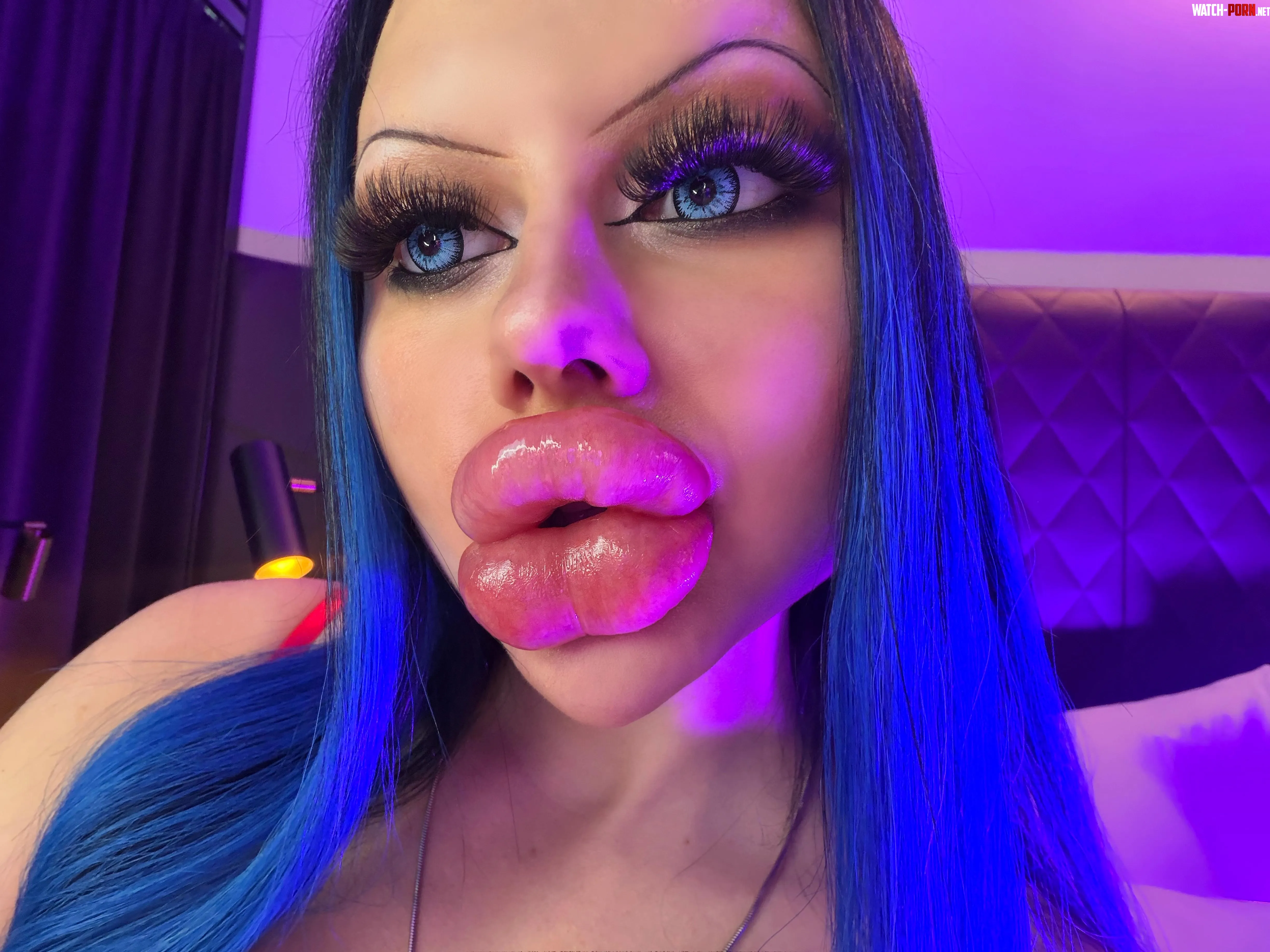 You don’t deserve this view… but here you go by PurePerfectDoll