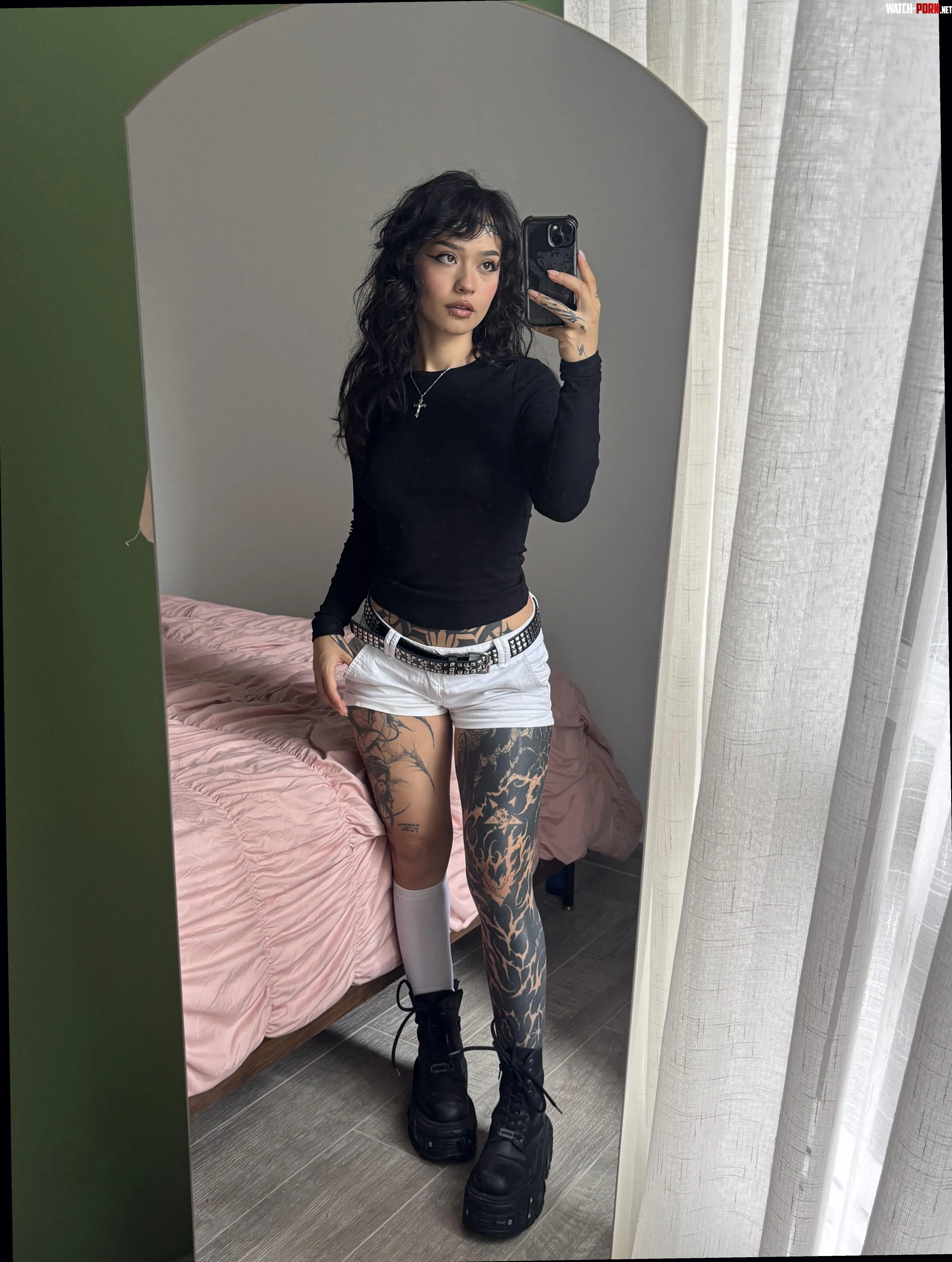 I hope that goth girls are on your list by Pickle_Papi