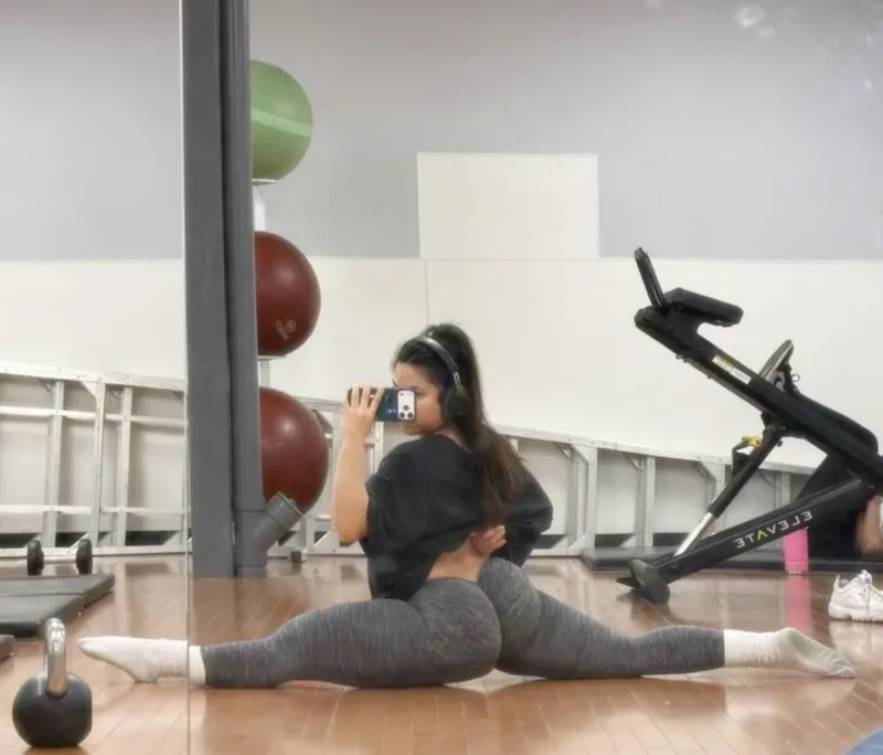 Thumbnail Get Inspired by fitbyesma's Fitness Story by RedHopSnob | ThickFit