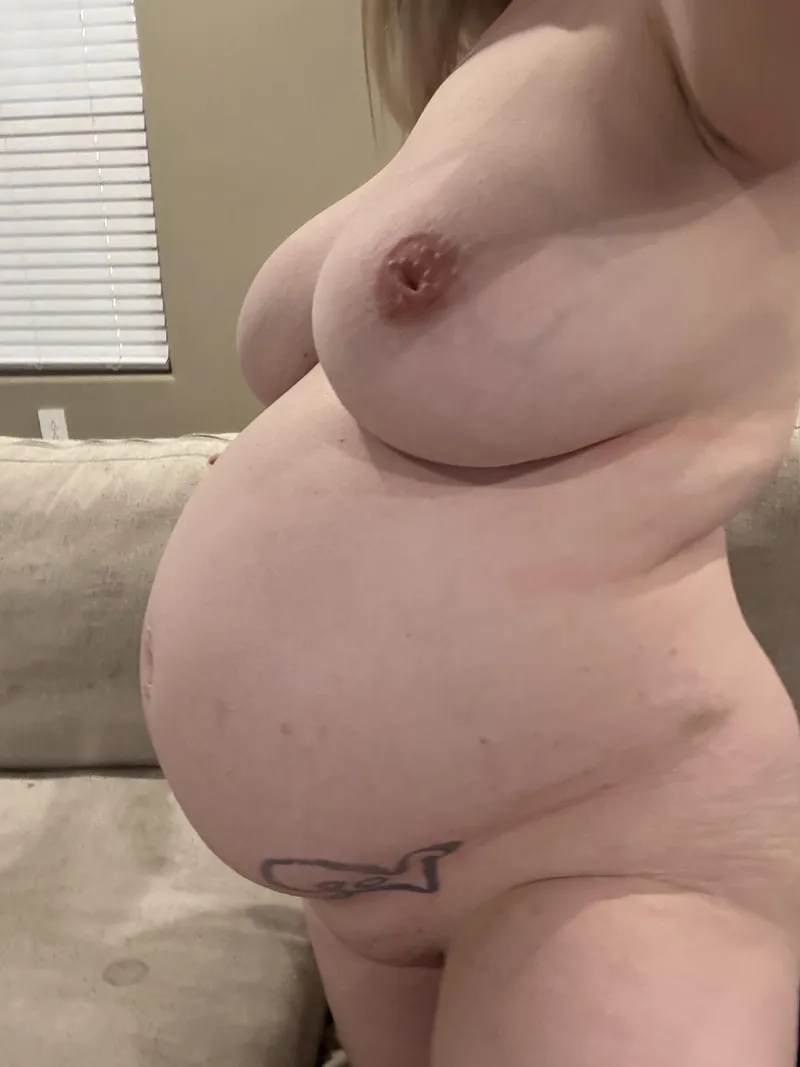 Thumbnail Embracing the Preggo Body: Next in Line for Breeding
