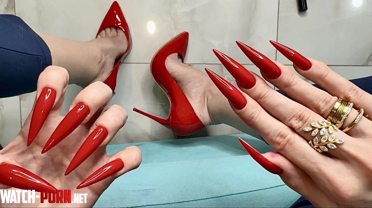 Always red by Juliadomaina