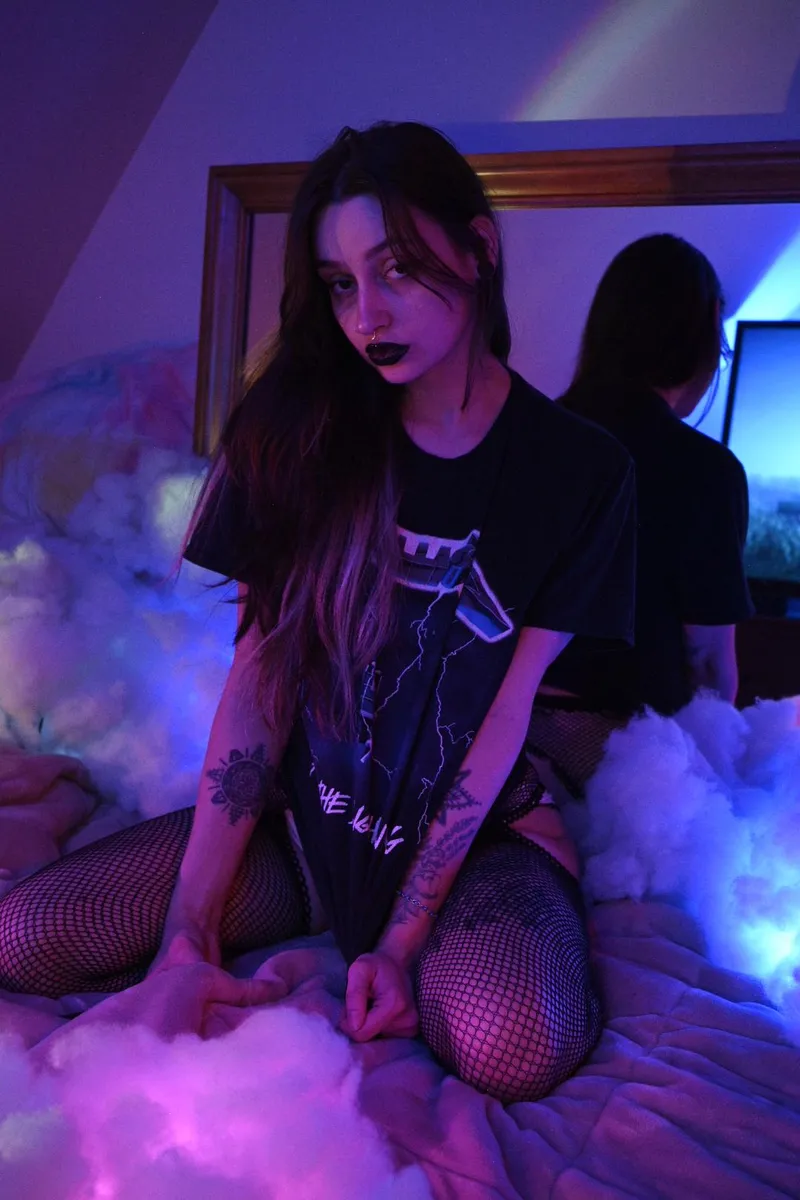 Thumbnail Rawr XD: Exploring the Playfulness of SceneGirl Leia_the_Destroyer