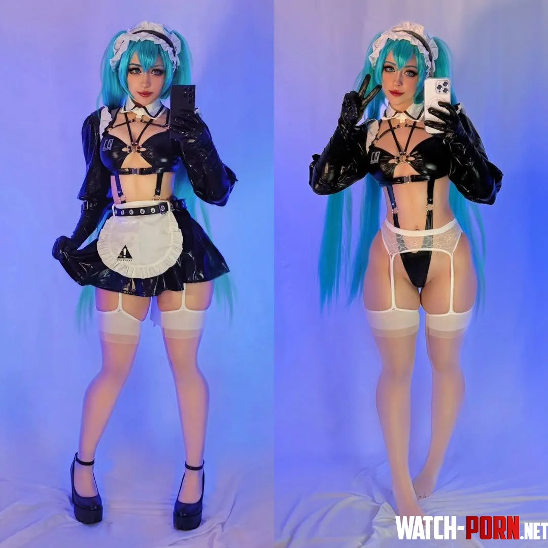 Hatsune Miku cosplay by me (Shiro_konekochan) by shiro_konekochan