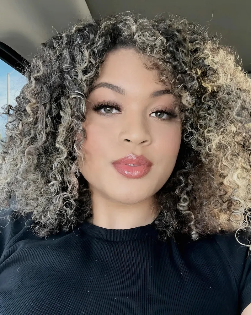 Thumbnail Ready for Passion: curlybellegeous Awaits with HotBlackChicks