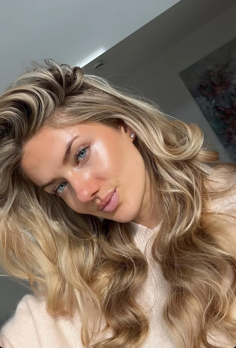 Thumbnail Alica Schmidt: Sporting Beauty Spotlight | LolthCat2187