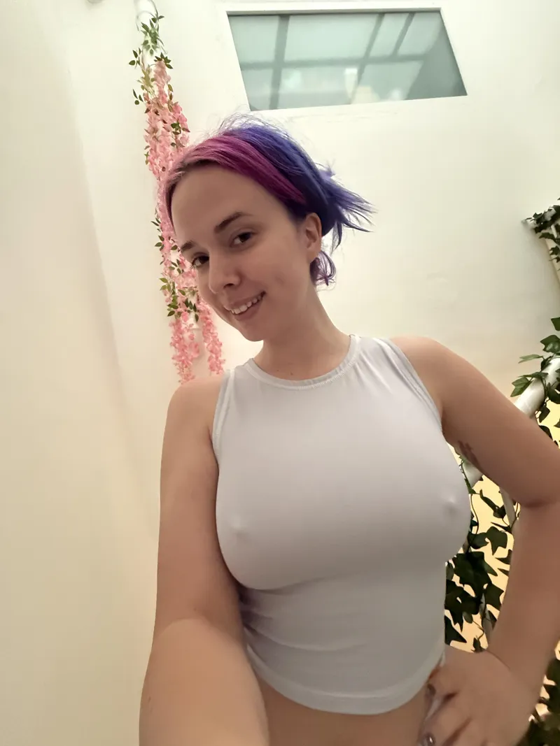 Thumbnail Unraveling Mystery: CharmingMistress's Thoughts on Being Braless