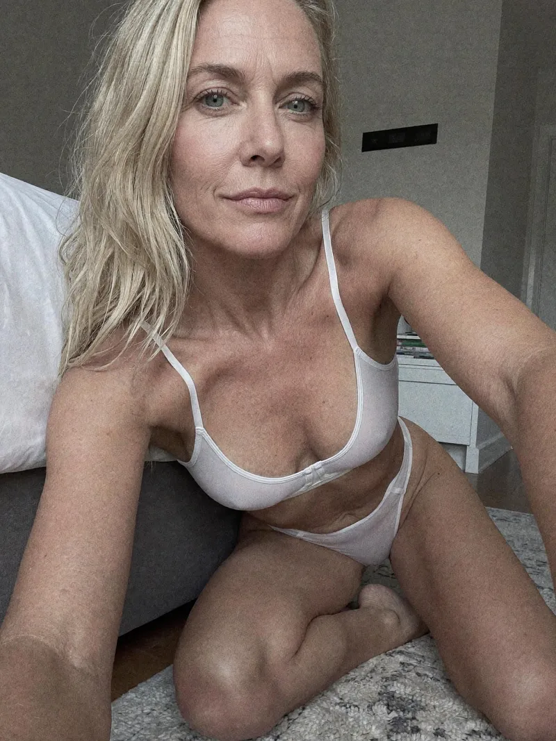 Thumbnail Embrace Timeless Beauty at 47 with sarahsteele79 in Babes