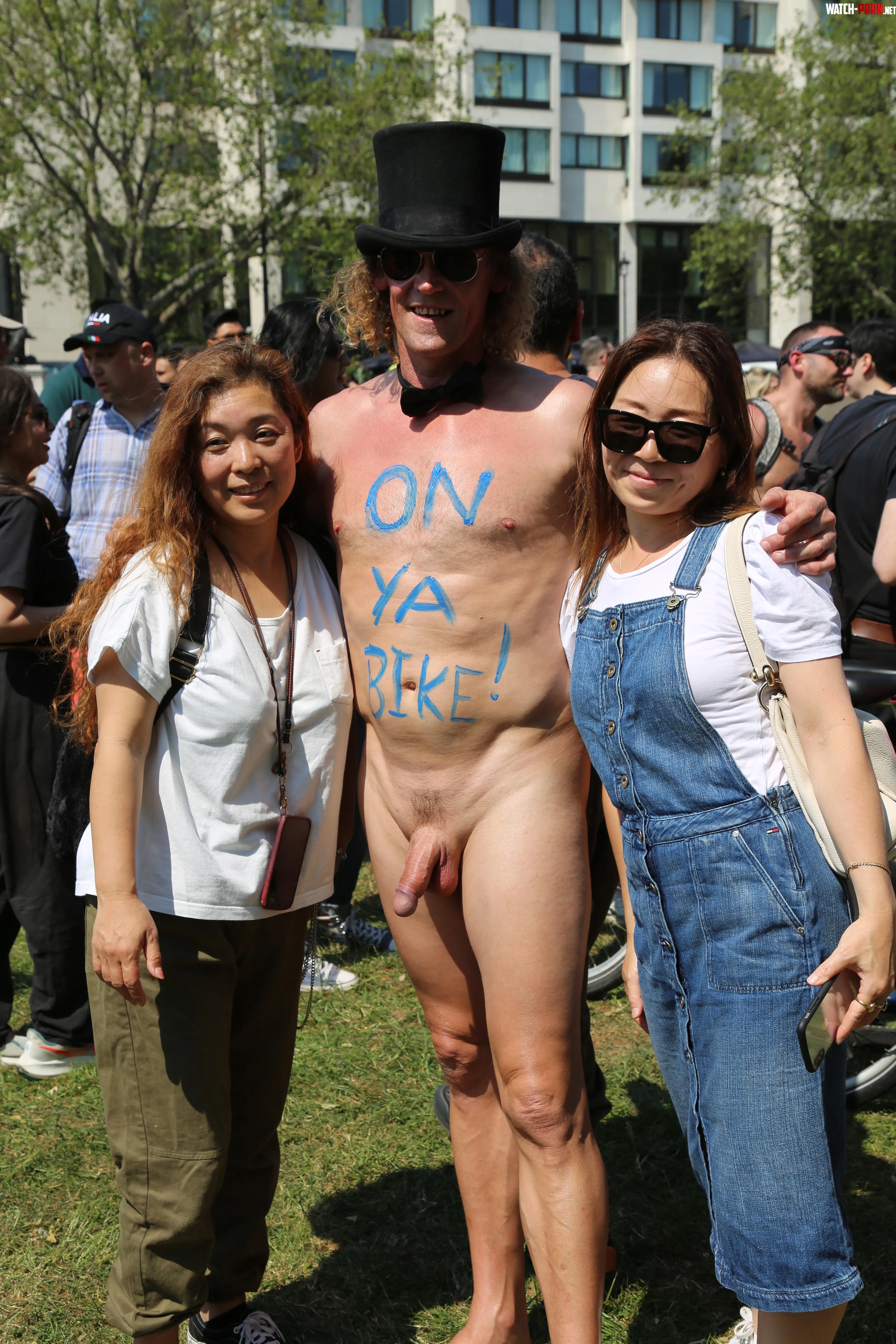 Nice CFNM trio at a World Naked Bike Ride somewhere. by PenetratingEndeavour