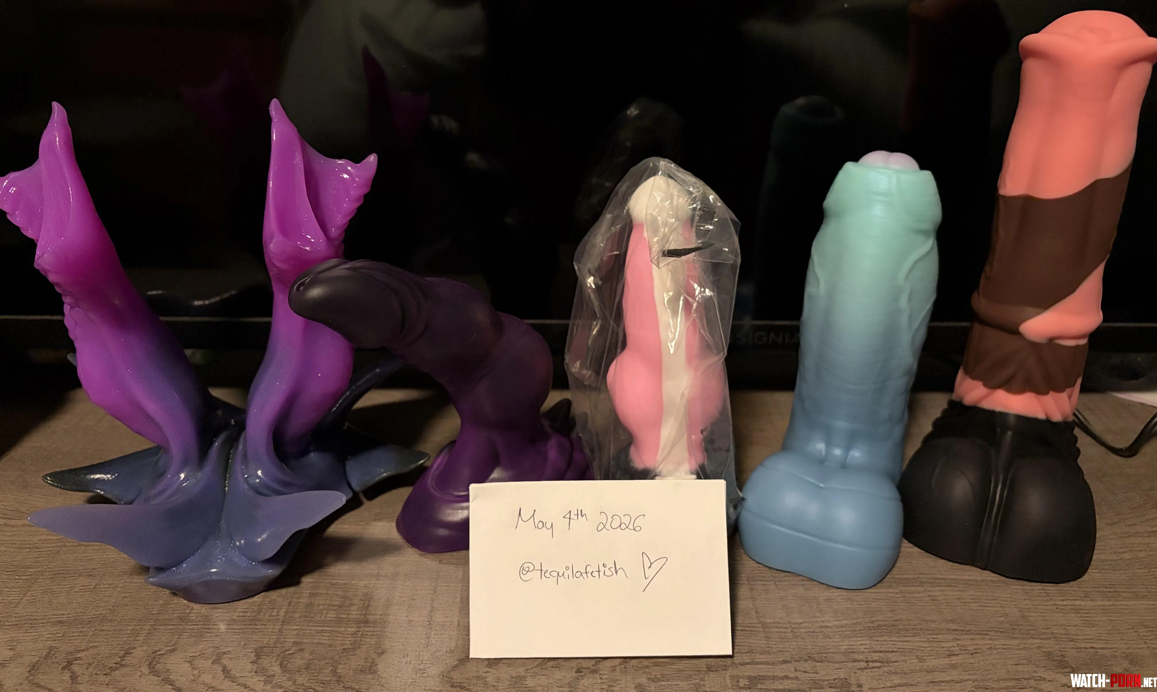 [US] WTS Pretty Toys! by TequilaFetish