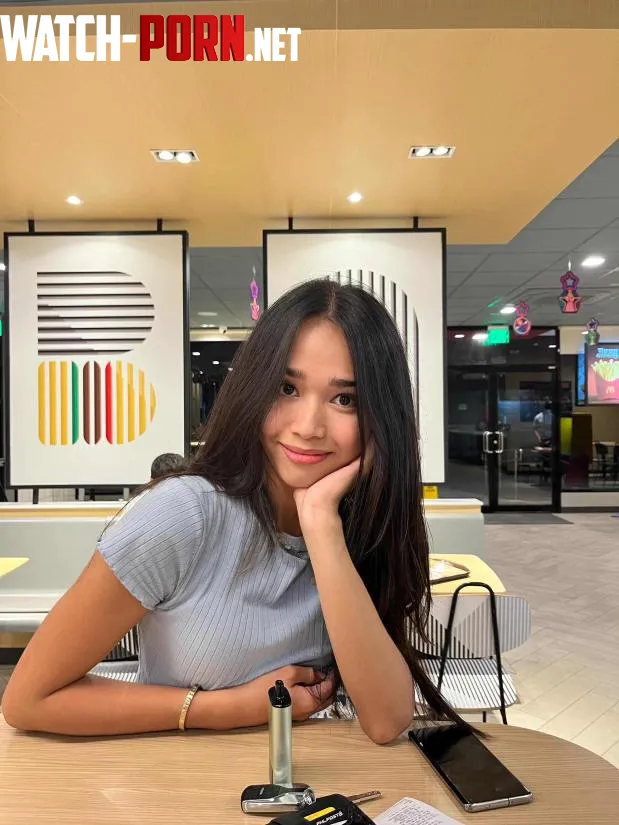 sitting pretty✨️ by addictedtomolly