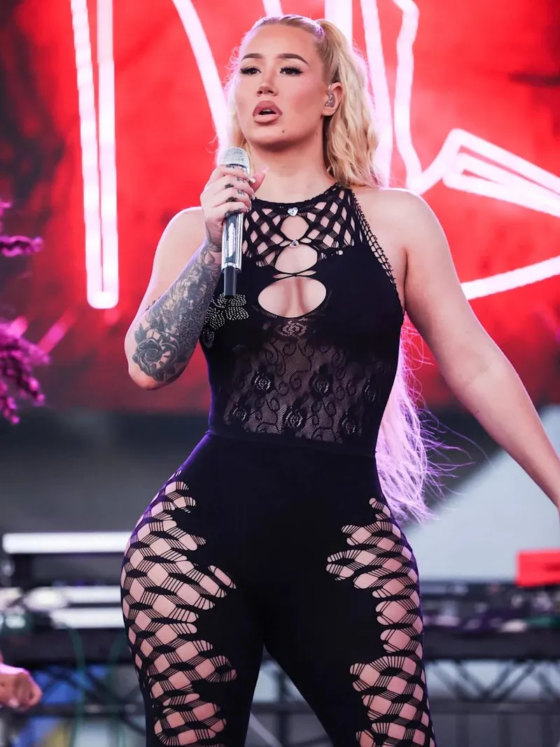 Thumbnail Captivating Charm: Iggy Azalea's Unique Style by Old-Bear-5275