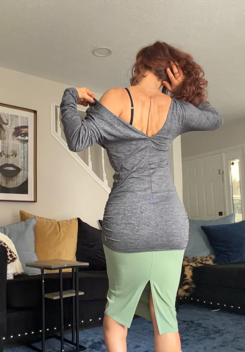 Thumbnail Pencil skirts are best for “Mom lounge time” by FitMilfSam