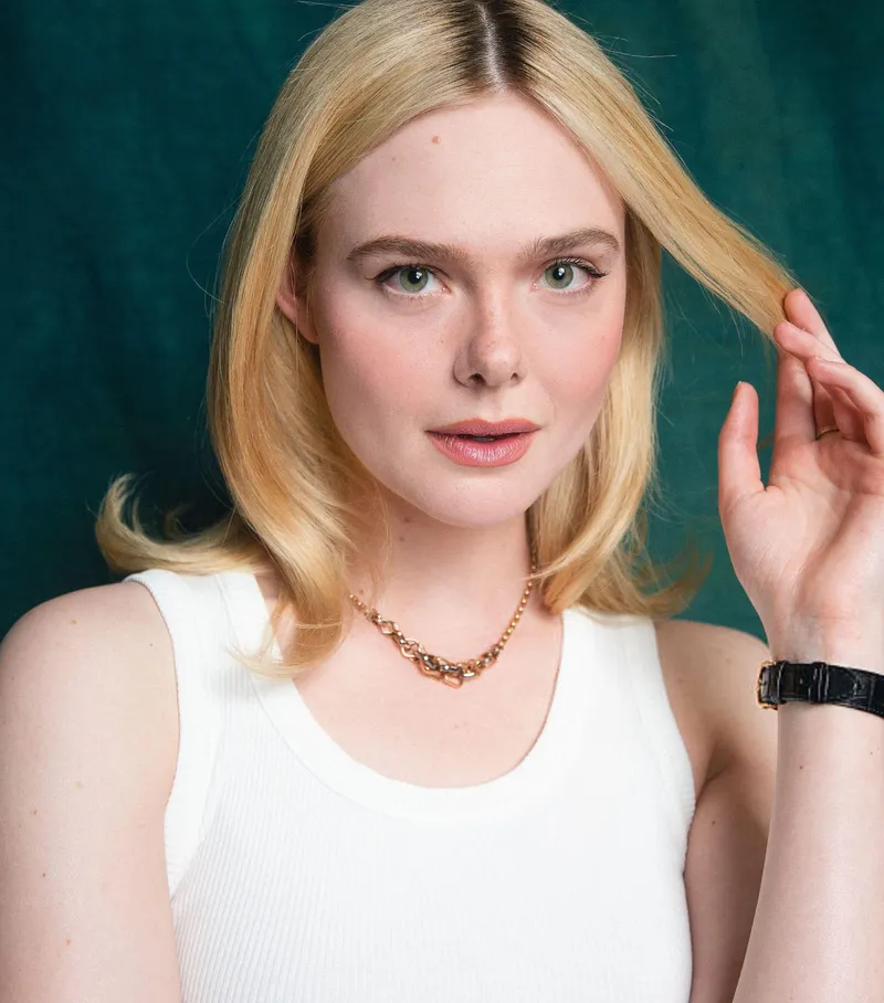 Thumbnail Elle Fanning by Anxious_Turnover1317