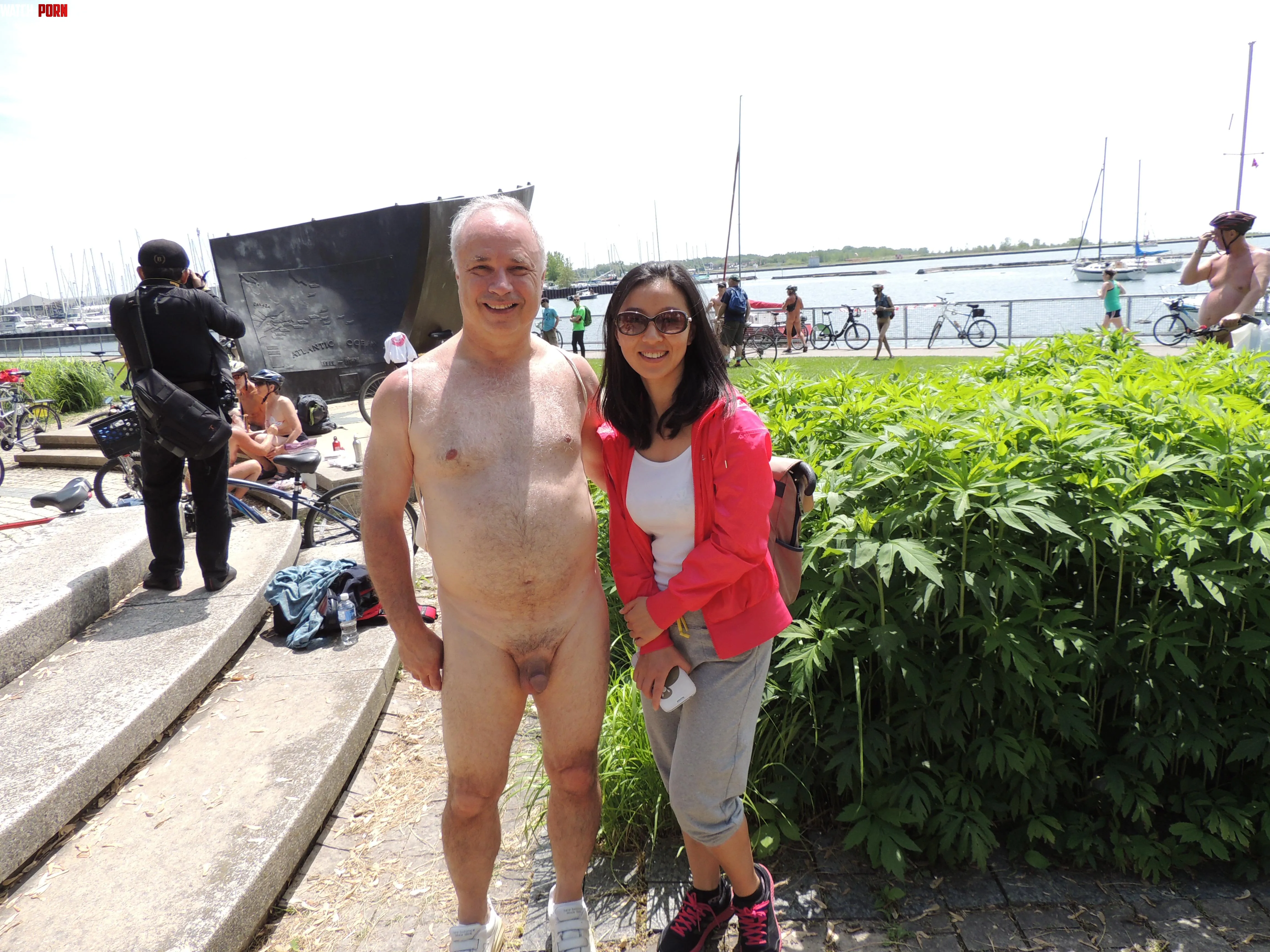 Waiting for start of WNBR by birthdaysuitm
