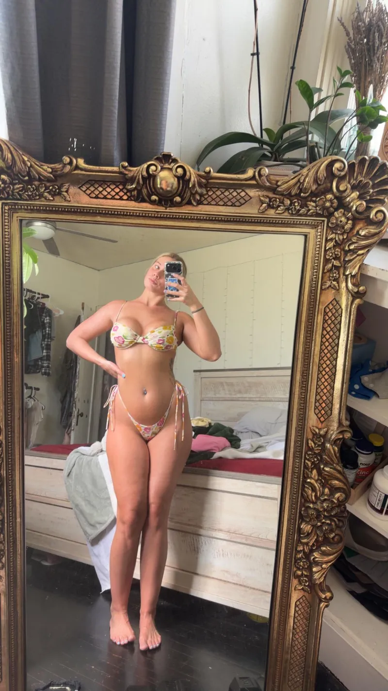 Thumbnail I live in my bikinis by julesjulesjule