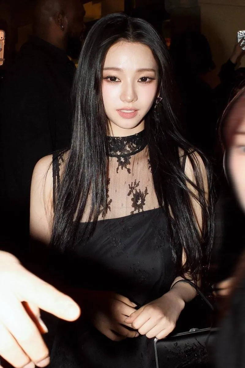 Thumbnail Karina from aespa: Mesmerizing Aura - avoozl42 | PrettyGirls